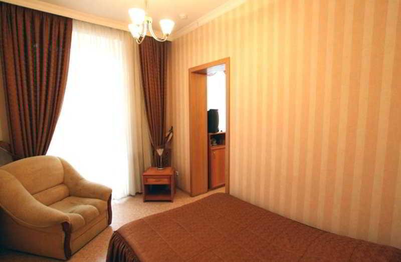 Hotel South Ural Czeliabińsk Pokój zdjęcie